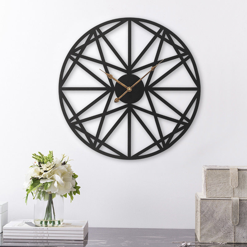 Horloge Murale en Fer Style Européen - Conception Silencieuse